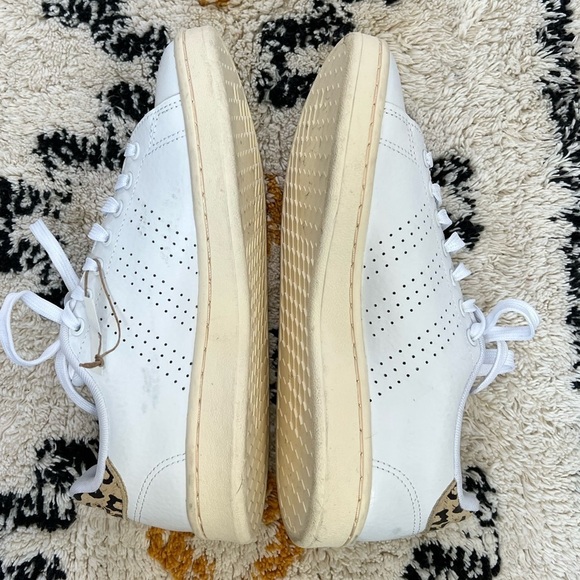 Women’s Adidas Advantage Shoes size 6.5 - Picture 5 of 10